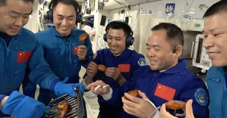 astronauts cook roasted chicken